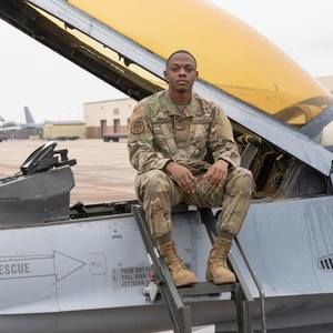 Meet your Posher, Denroy